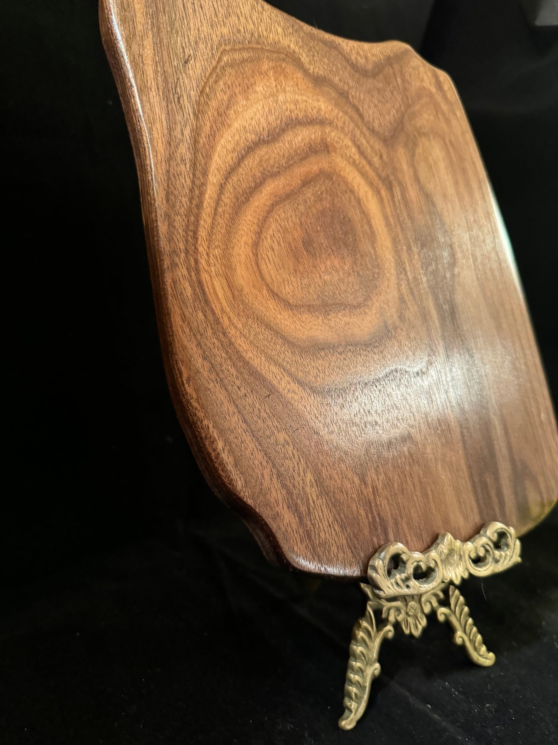 BLOSM | Cutting Board 11”x 8.5” with handle. Walnut. Designed and Handcrafted in California. - BLOSM | Blossom Woodworking