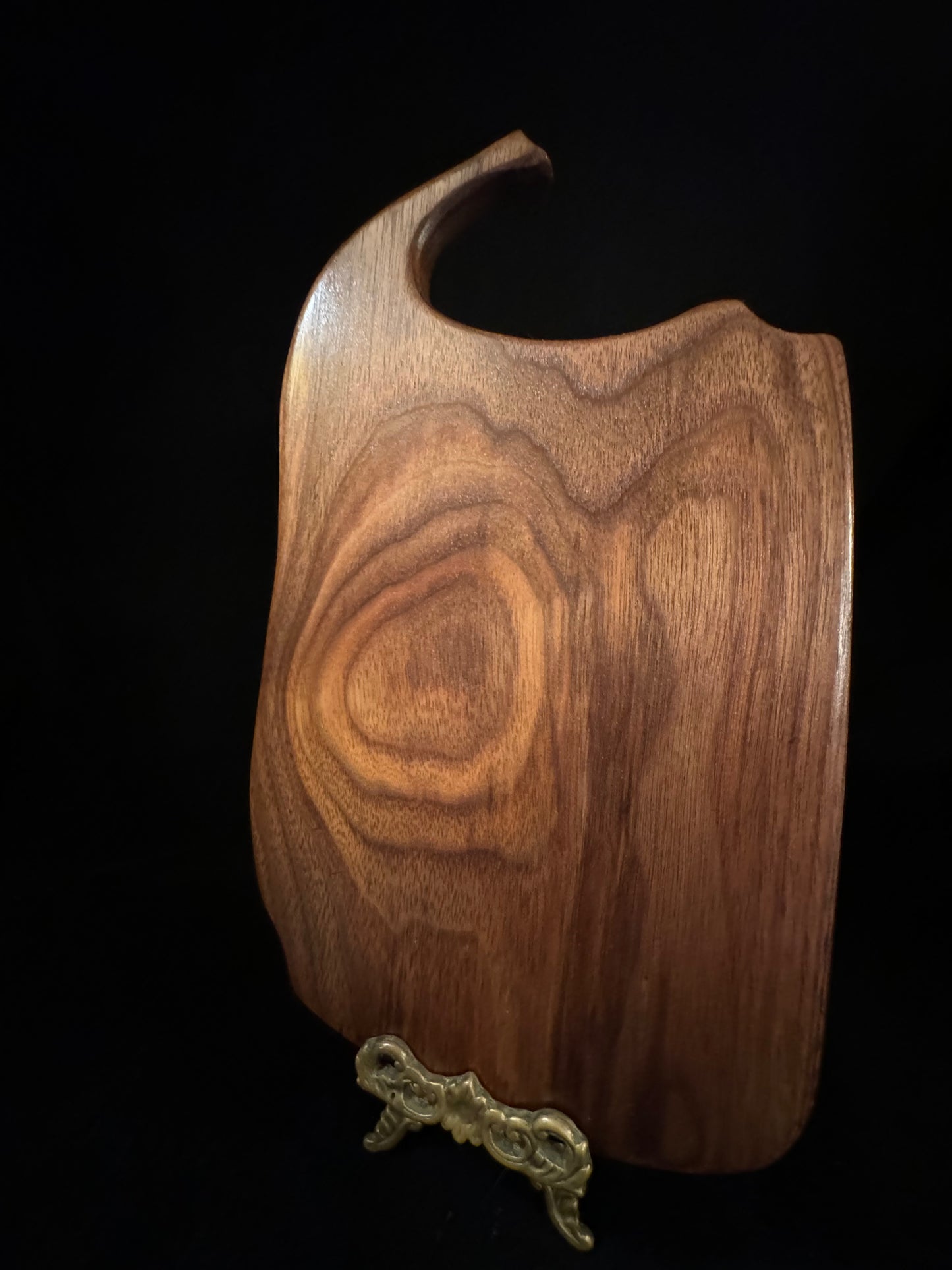 BLOSM | Cutting Board 11”x 8.5” with handle. Walnut. Designed and Handcrafted in California. - BLOSM | Blossom Woodworking