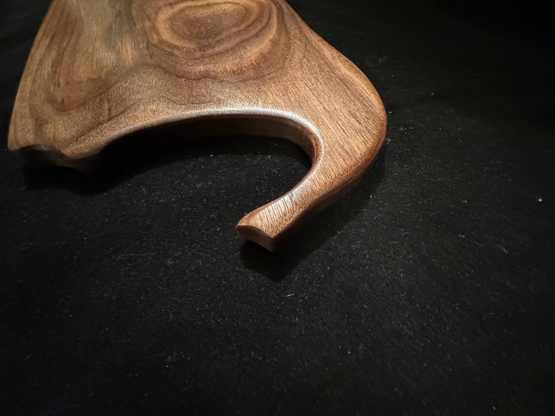 BLOSM | Cutting Board 11”x 8.5” with handle. Walnut. Designed and Handcrafted in California. - BLOSM | Blossom Woodworking