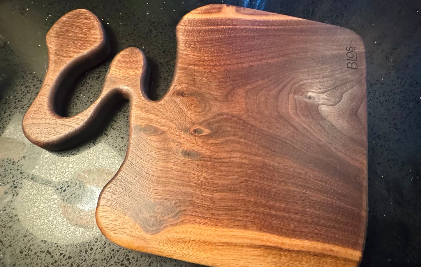 BLOSM | Cutting Board 15"x 12” with handle. Walnut. Designed and Handcrafted in California. - BLOSM | Blossom Woodworking