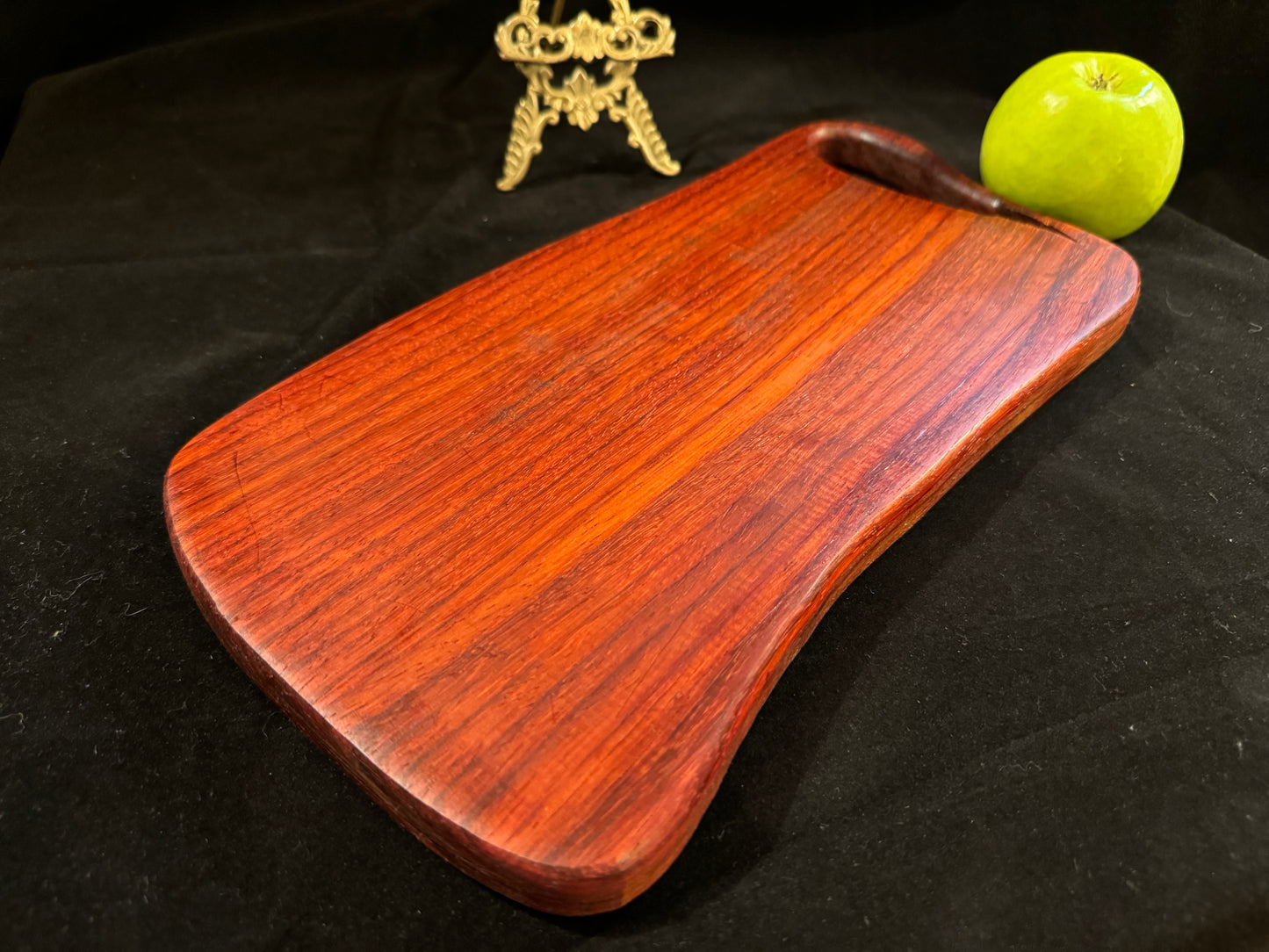 BLOSM | Cutting Board 15"x 10" with a handle. "REDteardrop". African Padauk. Designed and Handcrafted in California. - BLOSM | Blossom Woodworking