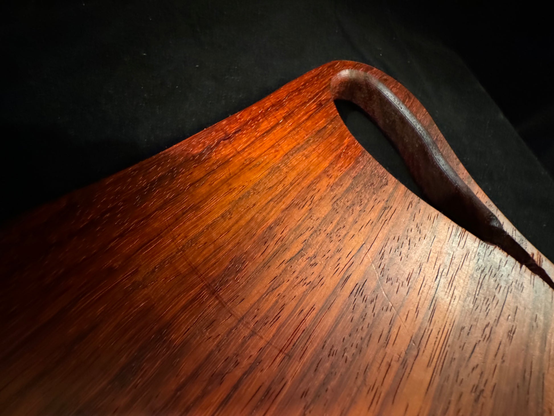 BLOSM | Cutting Board 15"x 10" with a handle. "REDteardrop". African Padauk. Designed and Handcrafted in California. - BLOSM | Blossom Woodworking