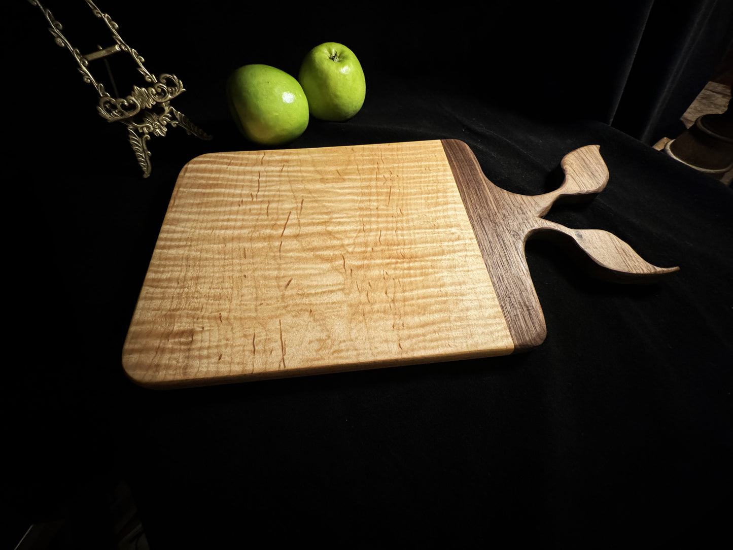 BLOSM | Maple, Walnut Cutting Board 17"x 12" . "Turnip". Designed and Handcrafted in California. - BLOSM | Blossom Woodworking