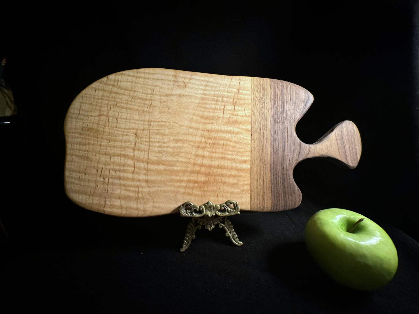 BLOSM | Cutting Board 17"x 12" with a handle. "The Bulge". Maple, Walnut. Designed and Handcrafted in California. - BLOSM | Blossom Woodworking