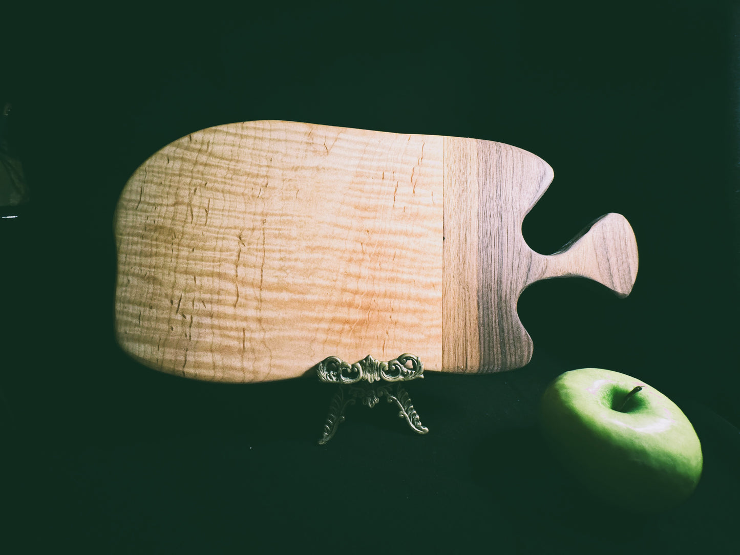 BLOSM | Cutting Board 17"x 12" with a handle. "The Bulge". Maple, Walnut. Designed and Handcrafted in California. - BLOSM | Blossom Woodworking