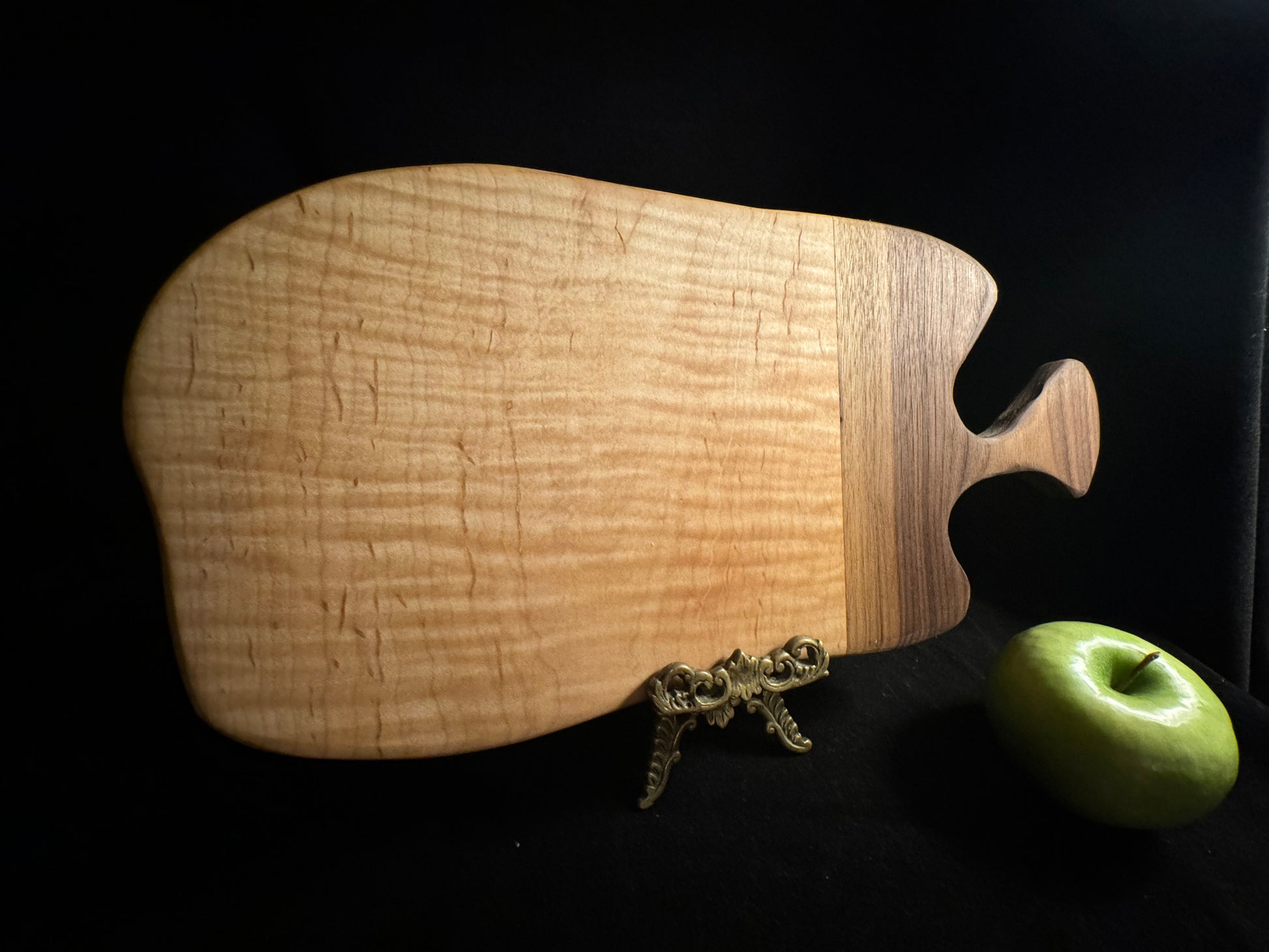 BLOSM | Cutting Board 17"x 12" with a handle. "The Bulge". Maple, Walnut. Designed and Handcrafted in California. - BLOSM | Blossom Woodworking