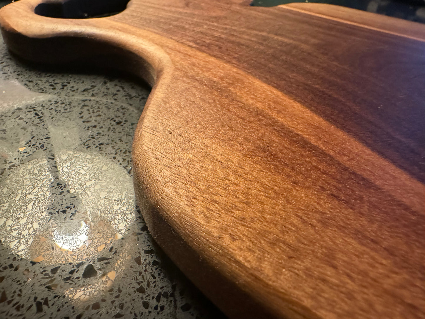 BLOSM | Cutting Board 14"x 9” with a handle. Walnut. Designed and Handcrafted in California - BLOSM | Blossom Woodworking